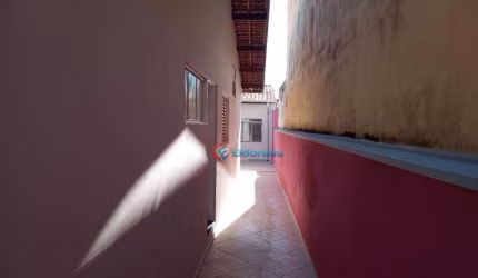 Casa com 1 dormitório para alugar, 60 m² por R$ 1.200,00/mês - Parque dos Pinheiros - Hortolândia/SP
