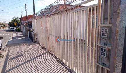 Casa com 3 dormitórios para alugar, 100 m² por R$ 3.300,00/mês - Jardim Amanda I - Hortolândia/SP