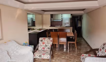 Casas para renda, 2 vagas de garagem