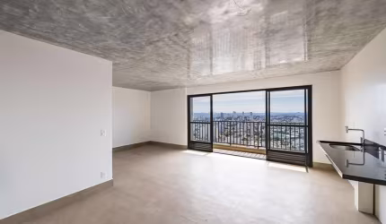 Apartamento no último andar, com sol nascente e vista definitiva.