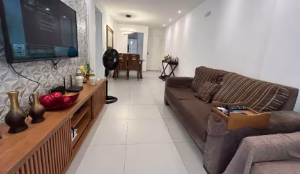 Casa linear, condomínio fechado, 2 quartos, 1 suíte, 1 vaga, Palmeiras - Cabo Frio.