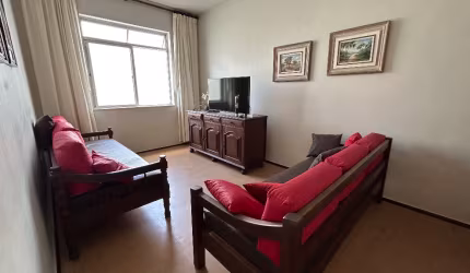 Apartamento à venda, 3 minutos da Praia do Forte, 2 quartos, 2 banheiros, 1 vaga. Passagem - Cabo Frio.