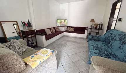 Casa duplex independente, 2 quartos, 2 suítes, churrasqueira, 2 vagas. Jardim Nautilus - Cabo Frio