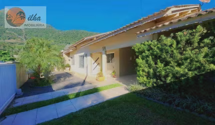 Casa com 2 dormitórios à venda, 109 m² por R$ 370.000,00 - Ano Bom - Corupá/SC