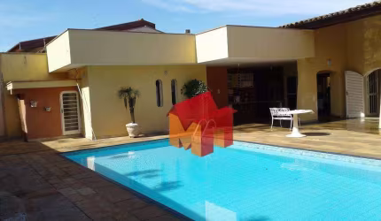 Casa com 4 dormitórios à venda, 439 m² por R$ 2.500.000,00 - Vila Frezzarin - Americana/SP