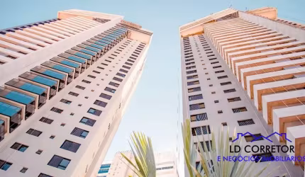 Apartamento à venda no Park Lozandes: 3 quartos, 3 suítes, 2 salas, 5 banheiros, 2 vagas de garagem e 117m² de área.