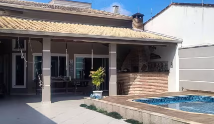 Casa Térrea para Venda em Itanhaém, Jardim Regina, 3 dormitórios, 2 suítes, 4 banheiros, 2 vagas