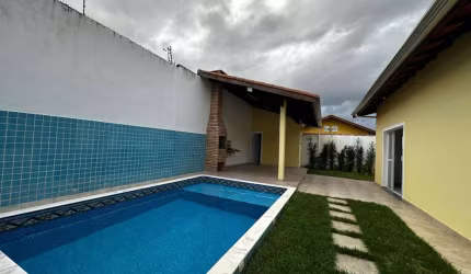 Casa para Venda em Itanhaém, Umuarama, 3 dormitórios, 1 suíte, 2 banheiros, 12 vagas