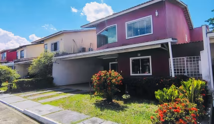 Casa Duplex com 4 suítes - Condomínio Elegance Village