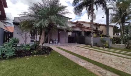 Casa Mobiliada a venda de cond. fechado c/ salão de festas, piscina e gourmet