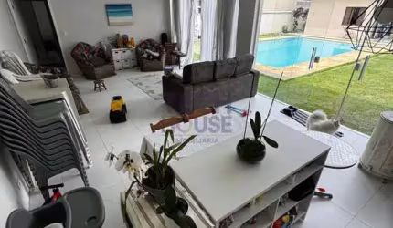 Casa de 380m² útil, piscina, 5 suítes na região de Interlagos, ZS-SP