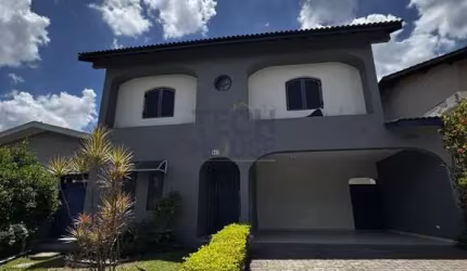 Casa no Residencial 6 Alphaville com 4 quartos 4 vagas e piscina