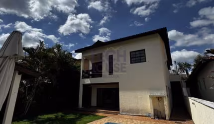 Casa no Residencial 9 Alphavile com 4 Suítes e 1 Dependência, Piscina e 4 Vagas