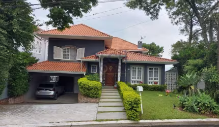 Casa Alphaville-SP no residencial 9, linda com 3 suítes