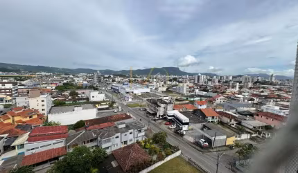 Apartamento no centro de Palhoça