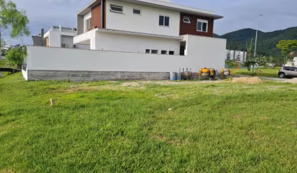 Terreno 300m² - Reserva da Pedra