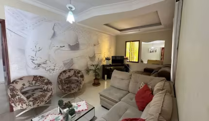 CASA COM 150M² DE TERRENO COM 3 DORMITÓRIOS NO BAIRRO JARDIM MARAMBAIA EM JUNDIAÍ - SP