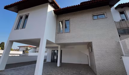 CASA COMERCIAL DE 331 M² DE ÁREA CONSTRUÍDA EXCELENTE PARA CLINICAS MÉDICAS  OU LABORATÓRIO PRÓXIMA AO JUNDIAÍ SHOPPING EM JUNDIAÍ - SP