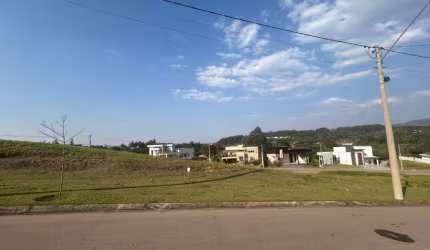 TERRENO DE 814 M² NO CONDOMÍNIO TERRAS DA ALVORADA NO MEDEIROS EM JUNDIAÍ - SP