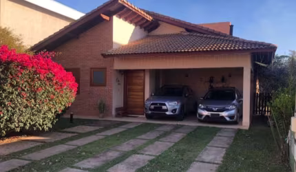CASA DE 208 M² DE ÁREA CONSTRUÍDA COM 3 SUÍTES NO CONDOMINÍO RESERVA DA SERRA- JUNDIAÍ - SP *ACEITA PERMUTA POR APARTAMENTO NO ALTA VISTA*