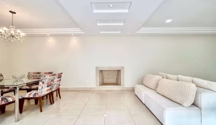 CASA COM 400 M² DE ÁREA CONSTRUÍDA COM 4 SUÍTES NO CONDOMÍNIO QUINTA DAS LARANJEIRAS EM JUNDIAÍ - SP