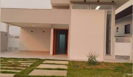 CASA COM 176 M² DE ÁREA CONSTRUÍDA COM 3 DORMITÓRIOS, SENDO 1 SUÍTE NO CONDOMÍNIO GRAN VILLE SÃO VENÂNCIO EM ITUPEVA - SP