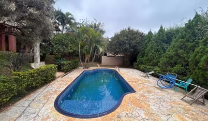 CASA DE 300 M² COM 4 DORMITÓRIOS, SENDO 1 SUÍTE, NO LOTEAMENTO PORTAL DA COLINA EM JUNDIAÍ - SP