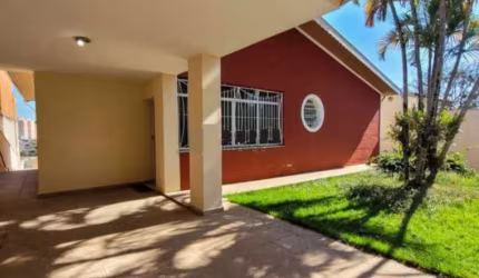 CASA COM 201 M² DE ÁREA CONSTRUÍDA E 3 DORMITÓRIOS, SENDO 1 SUÍTE, NO JARDIM MORUMBI EM JUNDIAÍ - SP