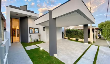 CASA TÉRREA COM 250M² DE ÁREA CONSTRUÍDA COM 3 SUÍTES NO CONDOMÍNIO PHYTUS EM ITUPEVA - SP