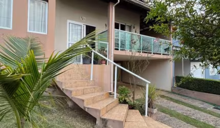 CASA DE 180M² DE ÁREA CONSTRUÍDA COM 3 DORMS SENDO 1 SUÍTE NO COND. TERRAS DE GÊNOVA EM JUNDIAÍ-SP