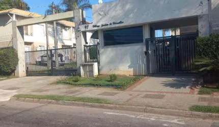 CASA DE 130M² DE ÁREA CONSTRUÍDA COM 3 DORMS SENDO 1 SUÍTE - COND. VILLAGE DE VERSAILLES EM JUNDIAÍ-SP