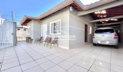 Casa Central em Guaratuba  Conforto e Lazer com Piscina e 4 Quartos