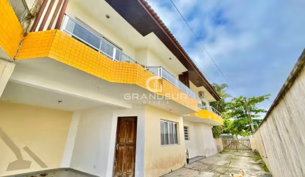 Casa em Brejatuba com Vista para o Mar, 3 Quartos e Churrasqueira