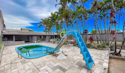 Casa com 2 dormitórios à venda,170.00 m , Cohapar, GUARATUBA - PR