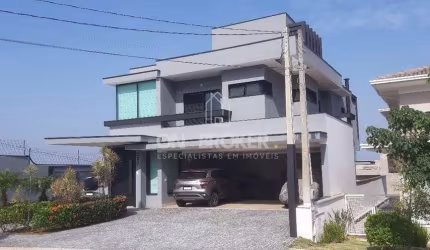 Casa com 3 dormitórios à venda, 268 m² por R$ 1.900.000,00 - Condomínio Portal do Jequitibá - Valinhos/SP