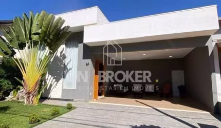 Casa com 3 dormitórios à venda, 170 m² por R$ 1.250.000 - Parque Brasil 500 - Paulínia/SP