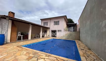 Casa com 2 dormitórios à venda, 170 m² por R$ 690.000,00 - Vila Santo Antônio - Valinhos/SP