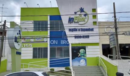 Prédio comercial com 2 pavimentos, com salas independentes, localizado em área comercial privilegiada de grande visibilidade e movimento.