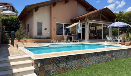 Casa com 3 quartos, Centro - Vinhedo