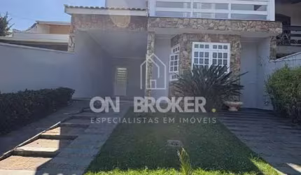 Casa de Condomínio com 3 quartos à Venda, Parque dos Cocais - Valinhos