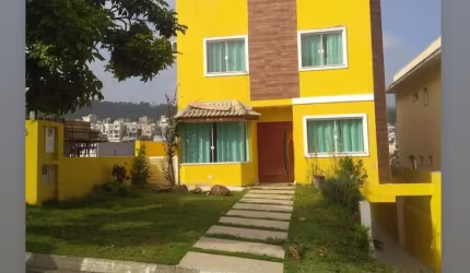 Casa disponível para venda no New ville 04 suites