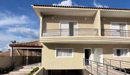 Oportunidade de locação casa com 03 suítes 183