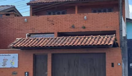 Casa 3 dorms. 130m2 venda Jd. Florestal, Campo Largo, Pr