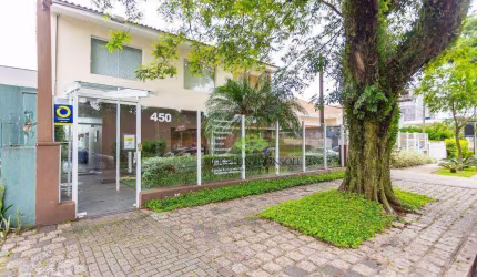 Casa comercial à venda no coração do Batel- R$ 2.950.000,00