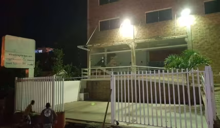 Galpão, 1200 m² - venda por R$ 2.500.000,00 ou aluguel por R$ 22.000,00/mês - Granja dos Cavaleiros - Macaé/RJ