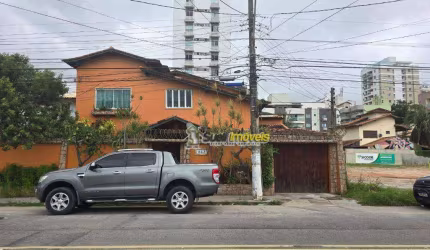 Casa com 5 dormitórios à venda, 386 m² por R$ 1.700.000 - Riviera Fluminense - Macaé/RJ