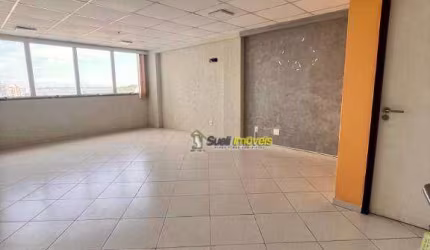Sala para alugar, 32 m² por R$ 2.461,43/mês - Imbetiba - Macaé/RJ