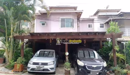 Casa com 3 dormitórios à venda, 140 m² por R$ 830.000 - Granja dos Cavaleiros - Macaé/RJ