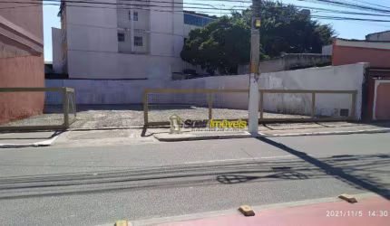 Terreno à venda, 480 m² por R$ 1.500.000 - Centro - Macaé/RJ