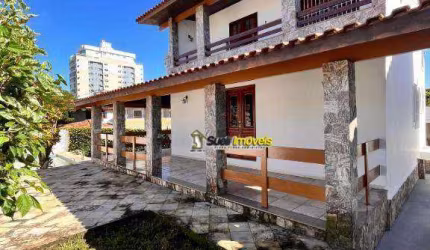 Casa com 3 dormitórios, 260 m² - venda por R$ 1.400.000,00 ou aluguel por R$ 6.734,57/mês - Glória - Macaé/RJ